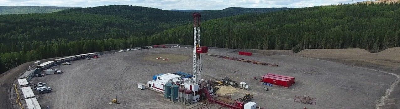Horizontal drilling wellsite in Alberta Canada